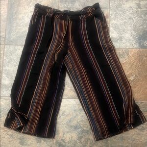 Democracy Black Casual Cropped Wide-Leg Pants